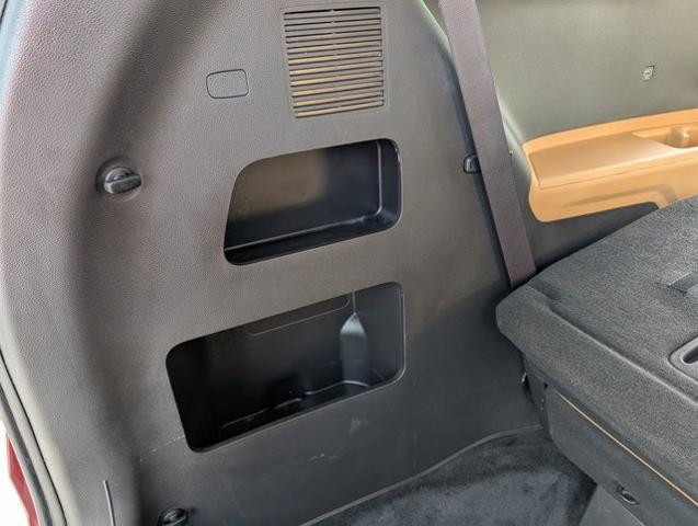 2022 Kia Carnival MPV LX Seat Package