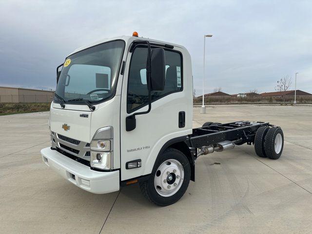 2025 Chevrolet 5500 wt