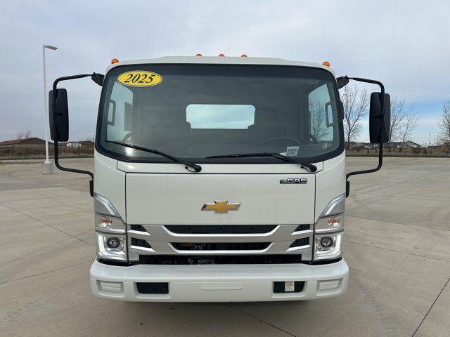 2025 Chevrolet 5500 wt