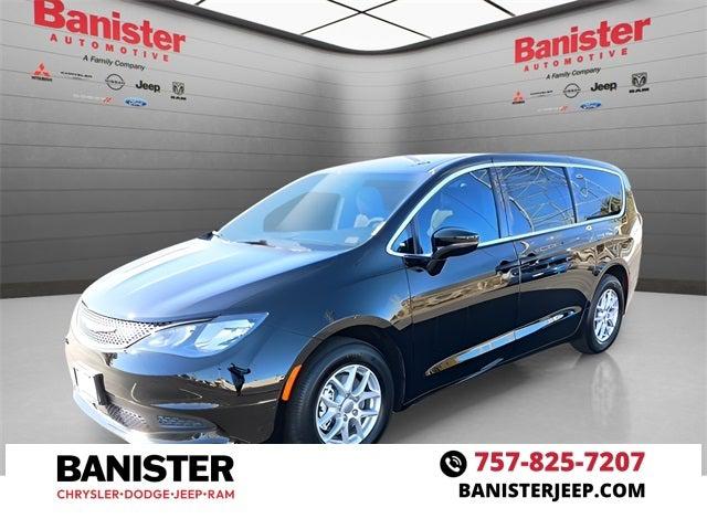 2025 Chrysler Voyager VOYAGER