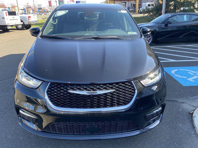 2025 Chrysler Pacifica PACIFICA SELECT AWD