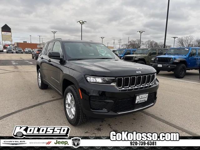 2025 Jeep Grand Cherokee GRAND CHEROKEE LAREDO X 4X4