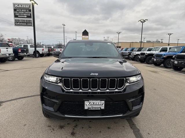 2025 Jeep Grand Cherokee GRAND CHEROKEE LAREDO X 4X4