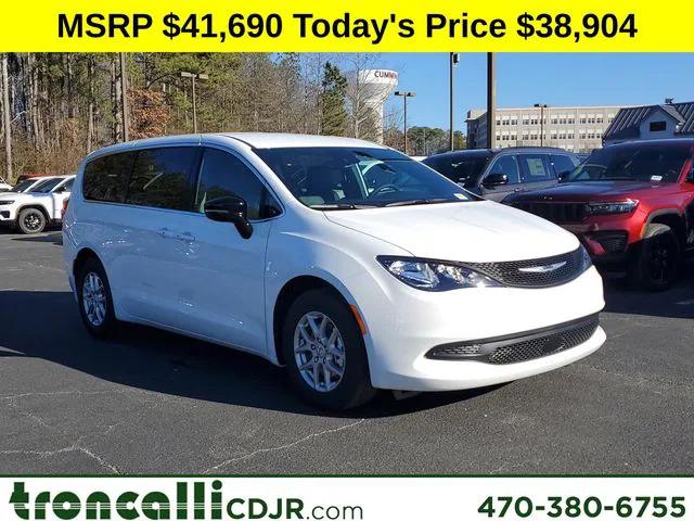 2025 Chrysler Voyager VOYAGER