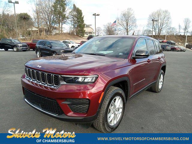 2025 Jeep Grand Cherokee GRAND CHEROKEE LAREDO X 4X4