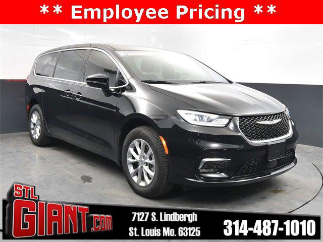 2025 Chrysler Pacifica PACIFICA SELECT AWD