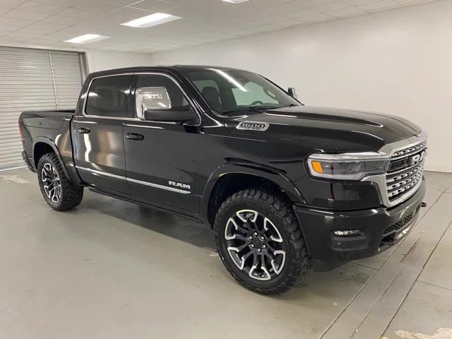 2025 RAM Ram 1500 RAM 1500 LIMITED CREW CAB 4X4 57 BOX