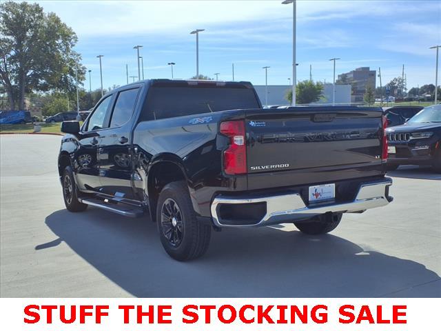 2023 Chevrolet Silverado 1500 4WD Crew Cab Standard Bed LT