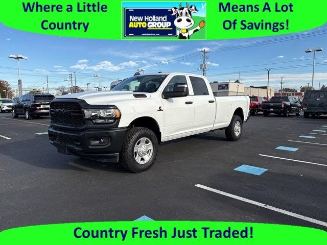 2023 RAM 3500 Tradesman Crew Cab 4x4 8 Box