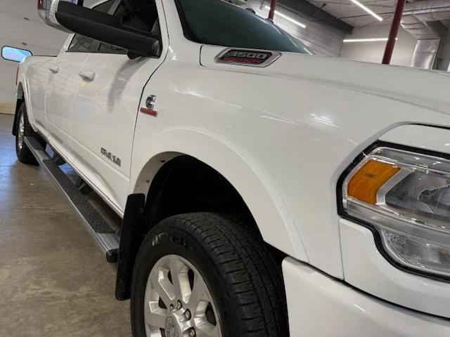 2019 RAM 3500 Laramie Crew Cab 4x4 8 Box