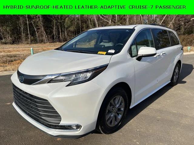 2022 Toyota Sienna XLE