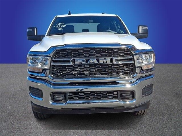 2023 RAM 2500 Tradesman Crew Cab 4x4 8 Box