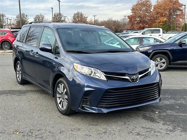 2020 Toyota Sienna LE