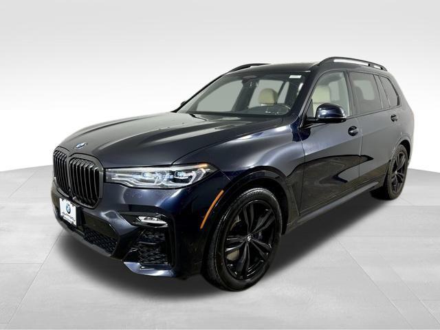 2022 BMW X7