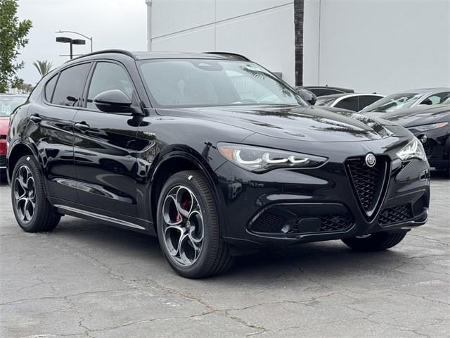 2025 Alfa Romeo Stelvio STELVIO AWD