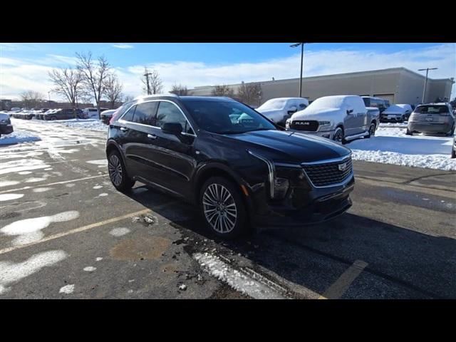 2024 Cadillac XT4 AWD Premium Luxury