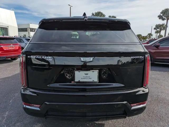 2025 Cadillac Escalade Sport 1