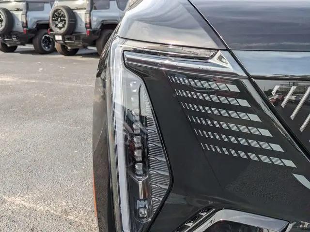 2025 Cadillac Escalade Sport 1