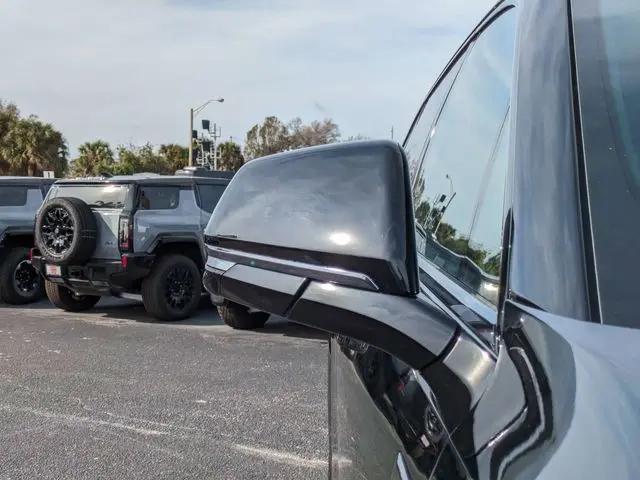 2025 Cadillac Escalade Sport 1