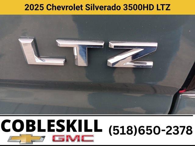 2025 Chevrolet Silverado 3500HD 4WD Crew Cab Standard Bed LTZ