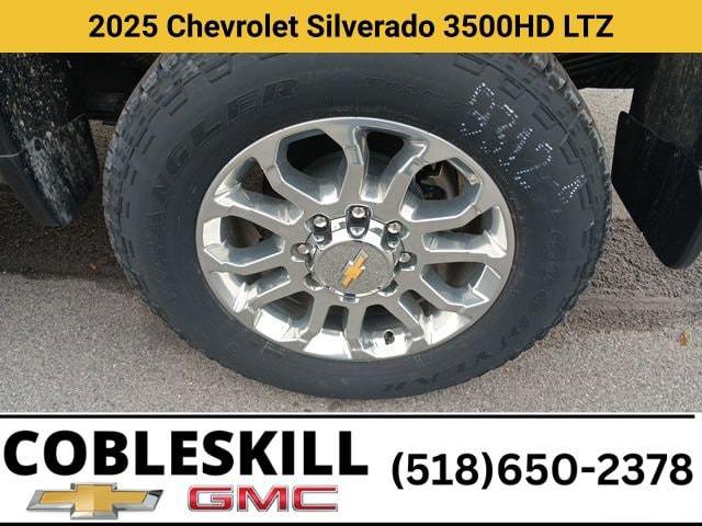 2025 Chevrolet Silverado 3500HD 4WD Crew Cab Standard Bed LTZ