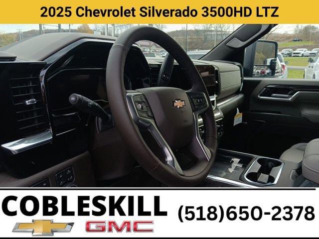2025 Chevrolet Silverado 3500HD 4WD Crew Cab Standard Bed LTZ