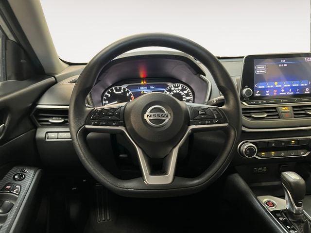 2022 Nissan Altima SV FWD