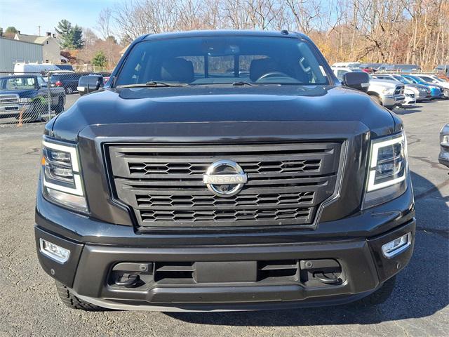 2021 Nissan TITAN Crew Cab Platinum Reserve 4x4