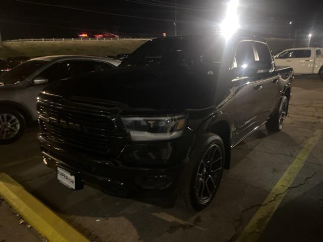 2019 RAM 1500 Laramie Crew Cab 4x4 57 Box