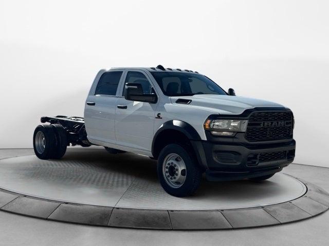 2024 RAM Ram 5500 Chassis Cab RAM 5500 TRADESMAN CHASSIS CREW CAB 4X4 60 CA