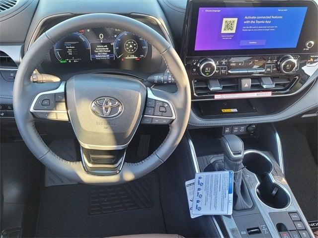2025 Toyota Highlander Hybrid XLE