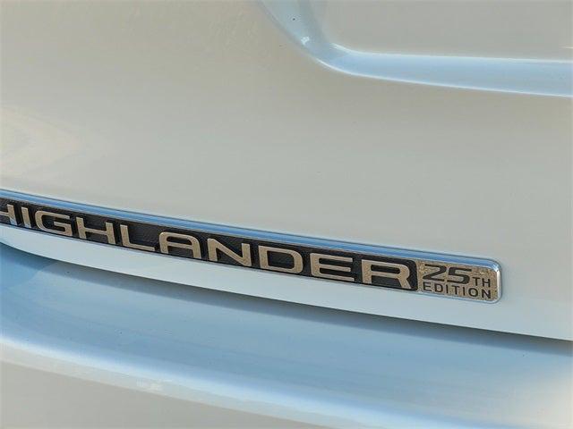 2025 Toyota Highlander Hybrid XLE