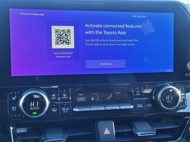 2025 Toyota Highlander Hybrid XLE