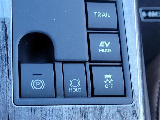 2025 Toyota Highlander Hybrid XLE
