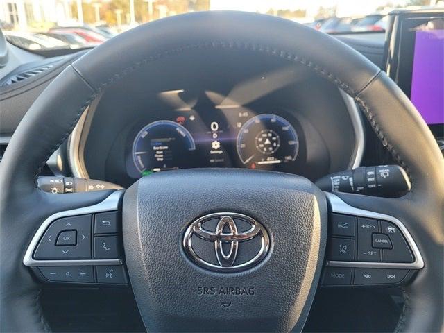 2025 Toyota Highlander Hybrid XLE