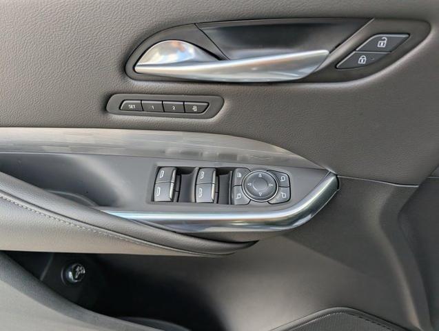 2025 Cadillac XT4 AWD Premium Luxury