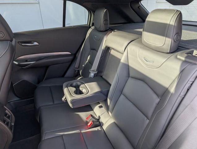 2025 Cadillac XT4 AWD Premium Luxury