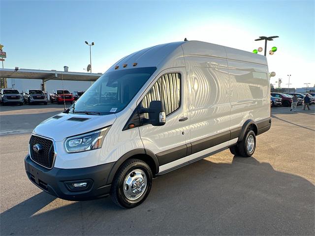2024 Ford Transit Cargo Van Base