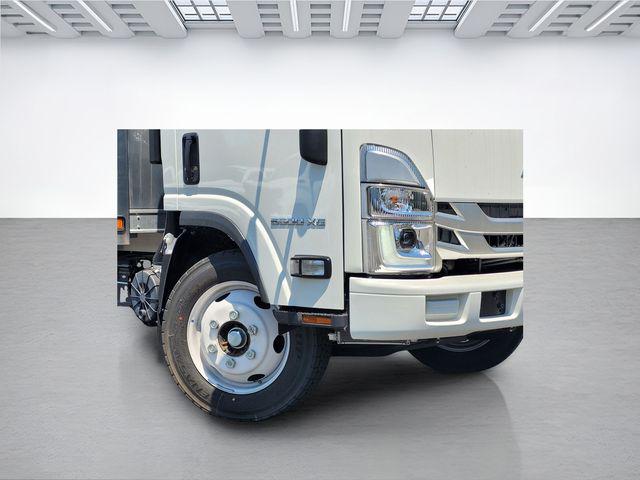2025 Chevrolet 5500 Base