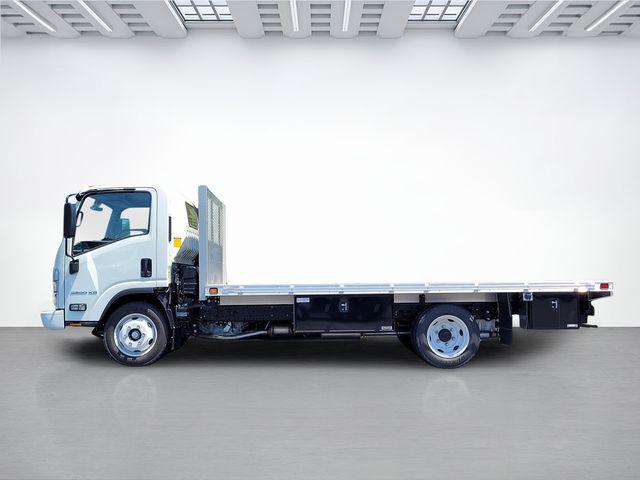 2025 Chevrolet 5500 Base