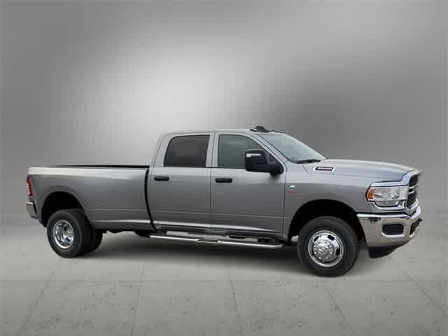 2024 RAM Ram 3500 RAM 3500 TRADESMAN CREW CAB 4X4 8 BOX