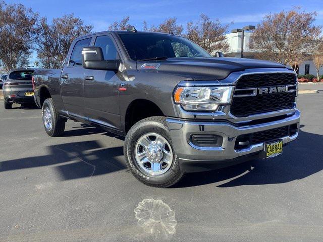 2024 RAM Ram 2500 RAM 2500 TRADESMAN CREW CAB 4X4 64 BOX