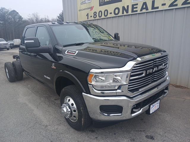 2024 RAM Ram 3500 Chassis Cab RAM 3500 LARAMIE CREW CAB CHASSIS 4X4 60 CA