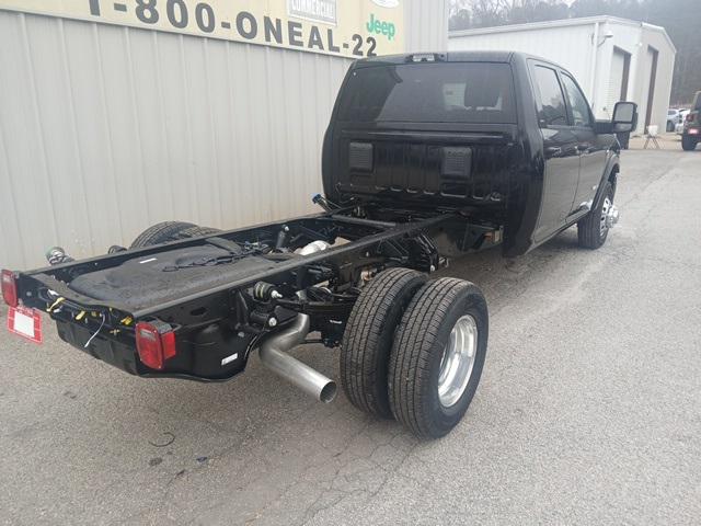 2024 RAM Ram 3500 Chassis Cab RAM 3500 LARAMIE CREW CAB CHASSIS 4X4 60 CA