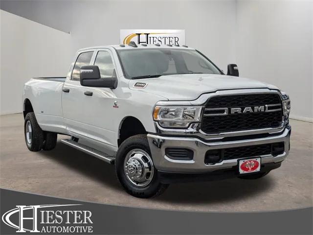 2024 RAM Ram 3500 RAM 3500 TRADESMAN CREW CAB 4X4 8 BOX
