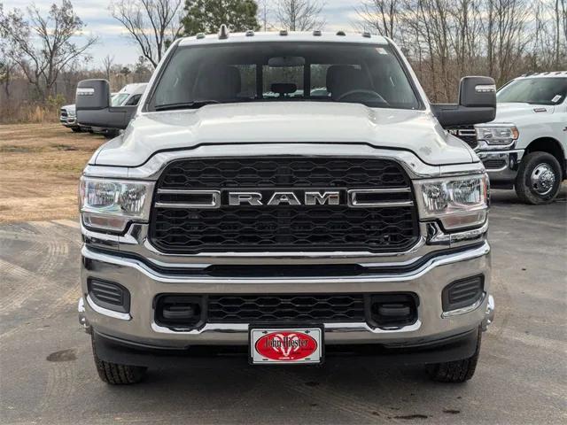 2024 RAM Ram 3500 RAM 3500 TRADESMAN CREW CAB 4X4 8 BOX