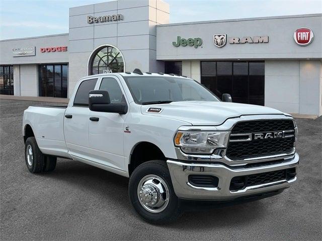 2024 RAM Ram 3500 RAM 3500 TRADESMAN CREW CAB 4X4 8 BOX
