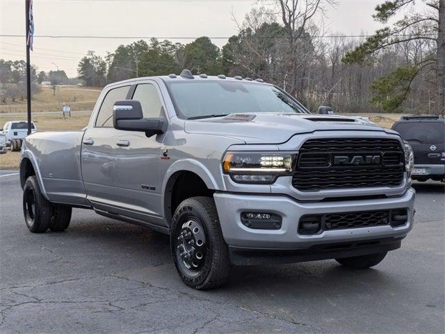 2024 RAM Ram 3500 RAM 3500 LIMITED CREW CAB 4X4 8 BOX