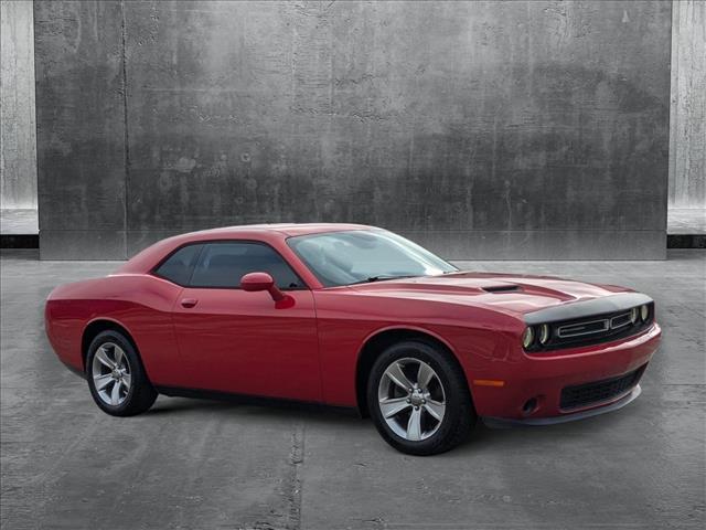 2015 Dodge Challenger SXT