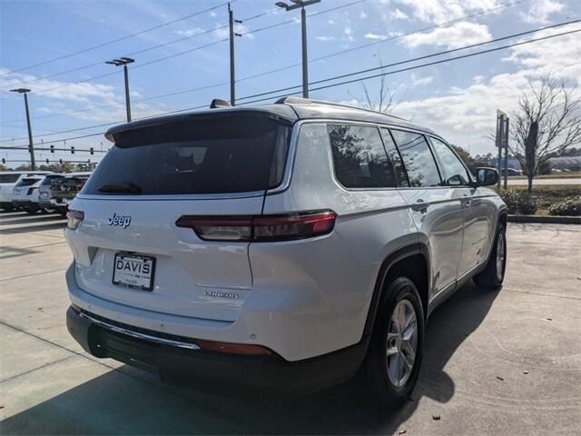 2023 Jeep Grand Cherokee L Laredo 4x2